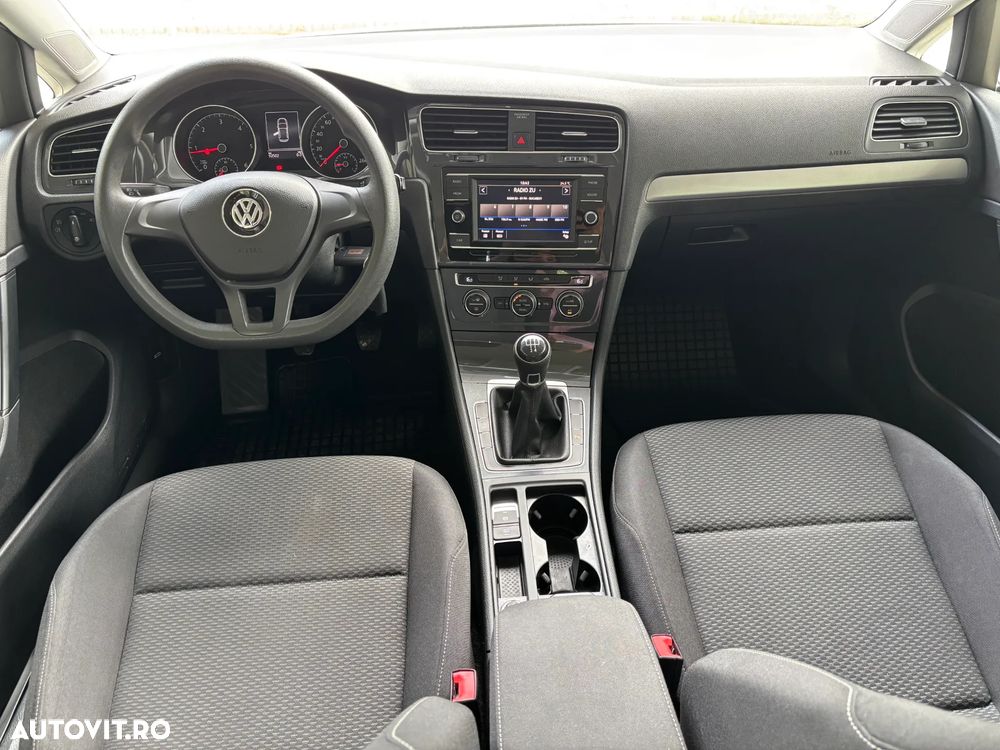 Volkswagen Golf 1.6 TDI Comfortline - 5