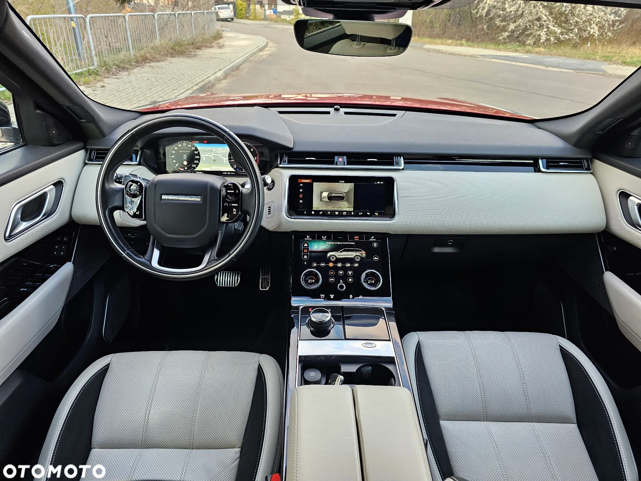 Land Rover Range Rover Velar 2.0 SD4 R-Dynamic - 12