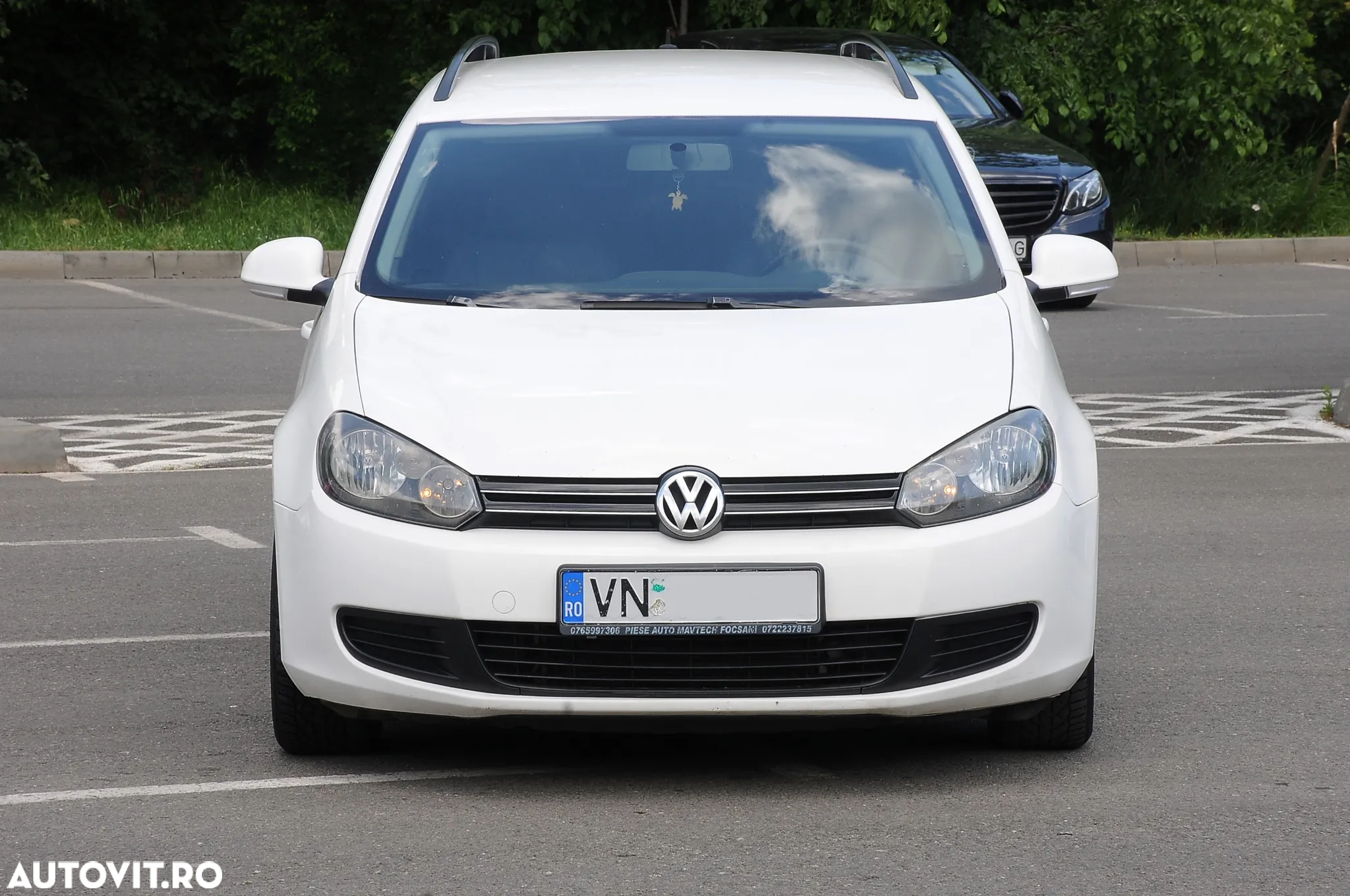Volkswagen Golf 1.6 TDI DPF DSG Comfortline - 16