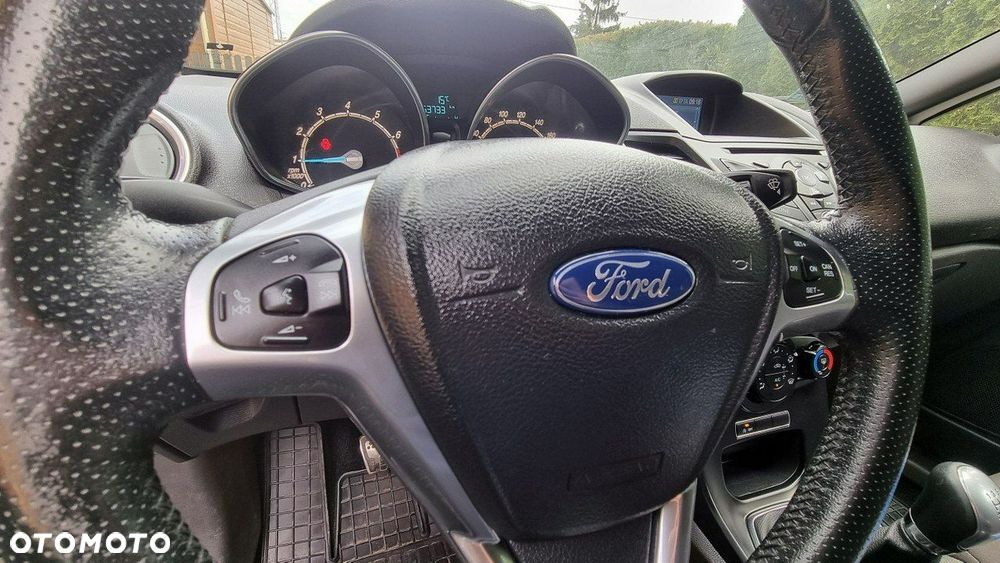Ford Fiesta - 18