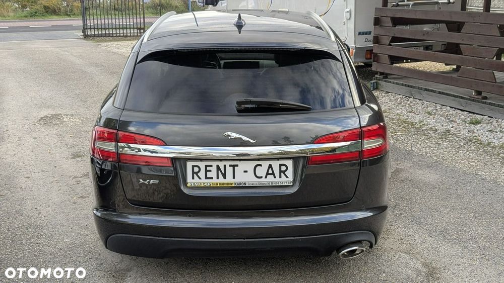 Jaguar XF 2.2 D Luxury - 35