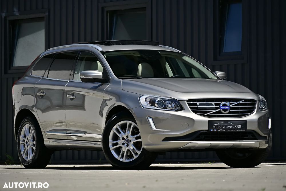 Volvo XC 60 D5 AWD Geartronic Summum - 3