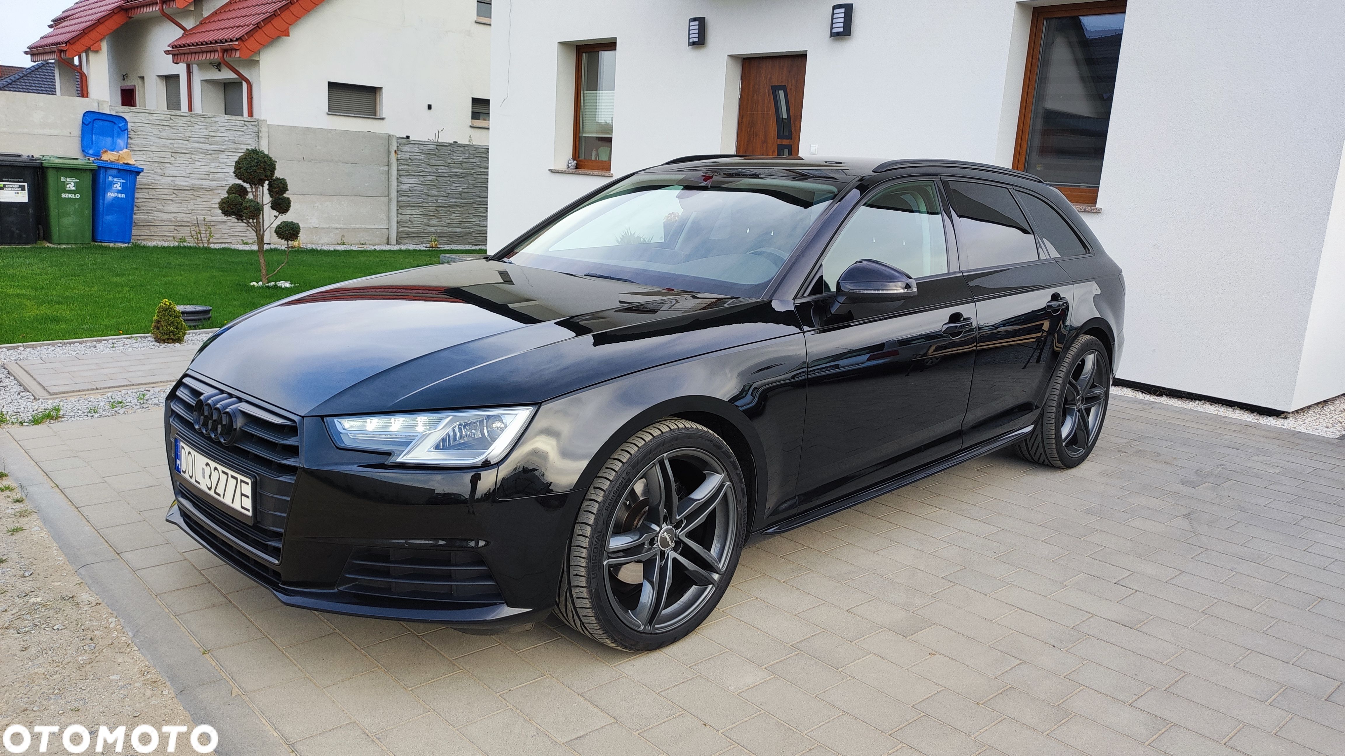 Audi A4 - 1