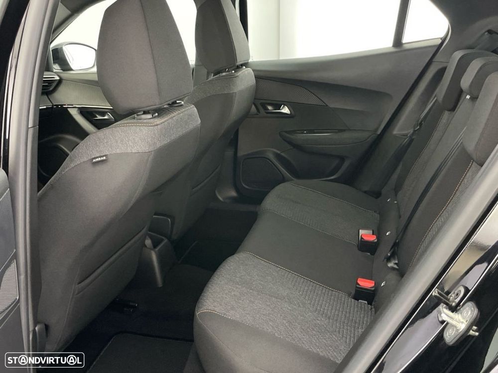 Peugeot 2008 1.2 PureTech Allure - 12