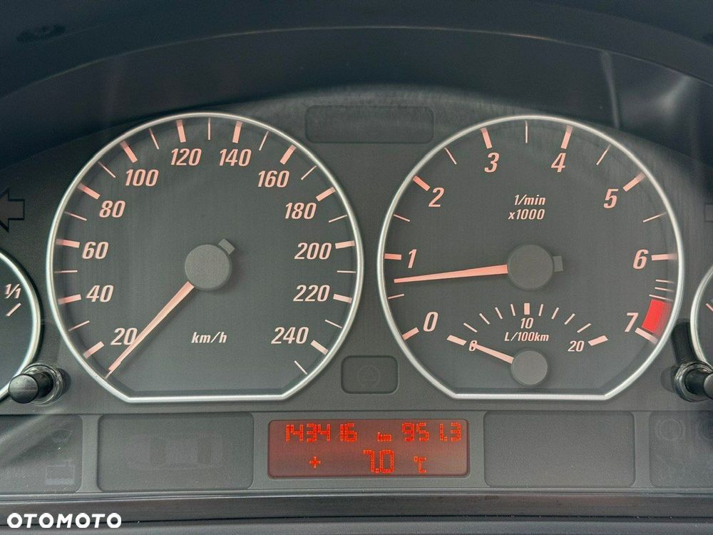 BMW Seria 3 330 Ci Edition Sport - 27