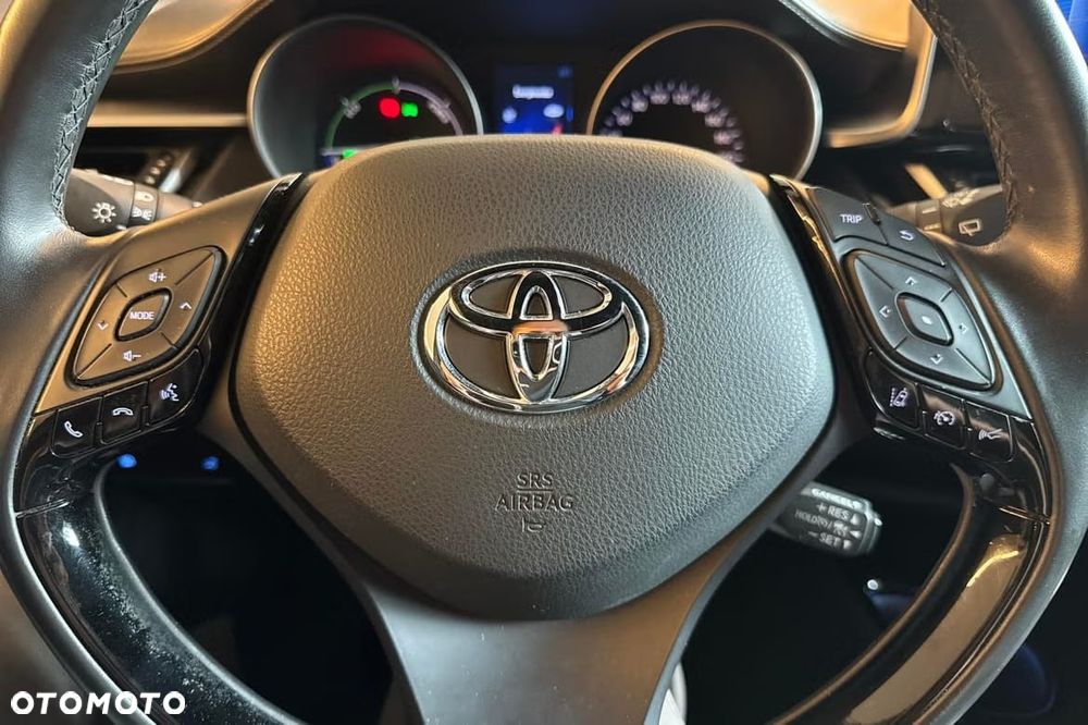 Toyota C-HR - 21