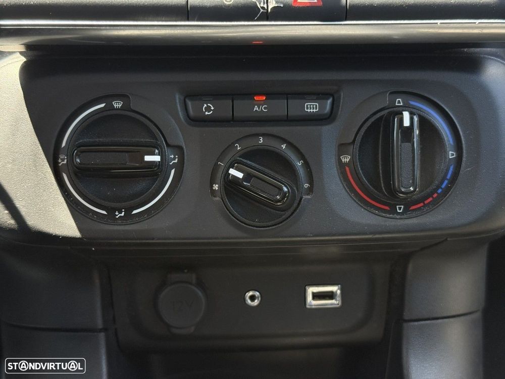 Citroën C3 1.2 PureTech Feel - 11