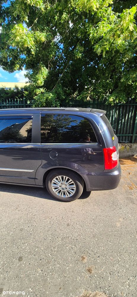 Chrysler Town & Country 3.6 Touring - 6