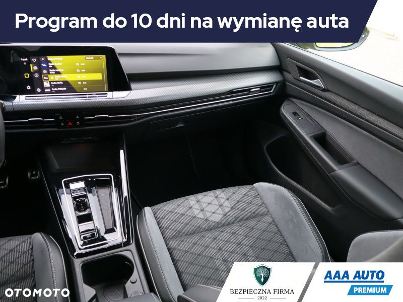 Volkswagen Golf - 9
