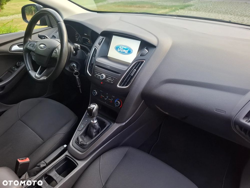 Ford Focus - 14