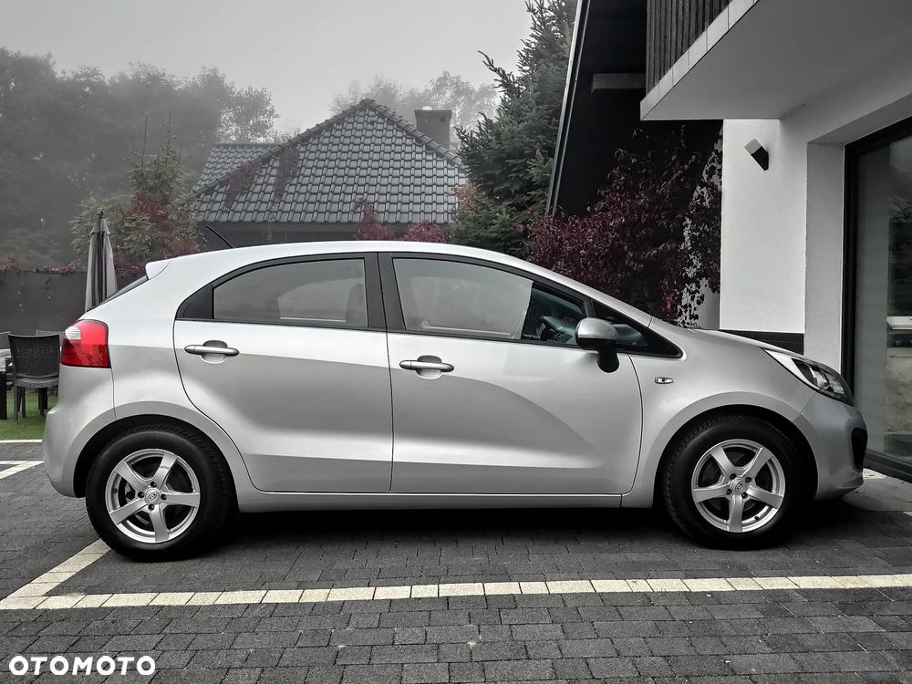 Kia Rio - 13