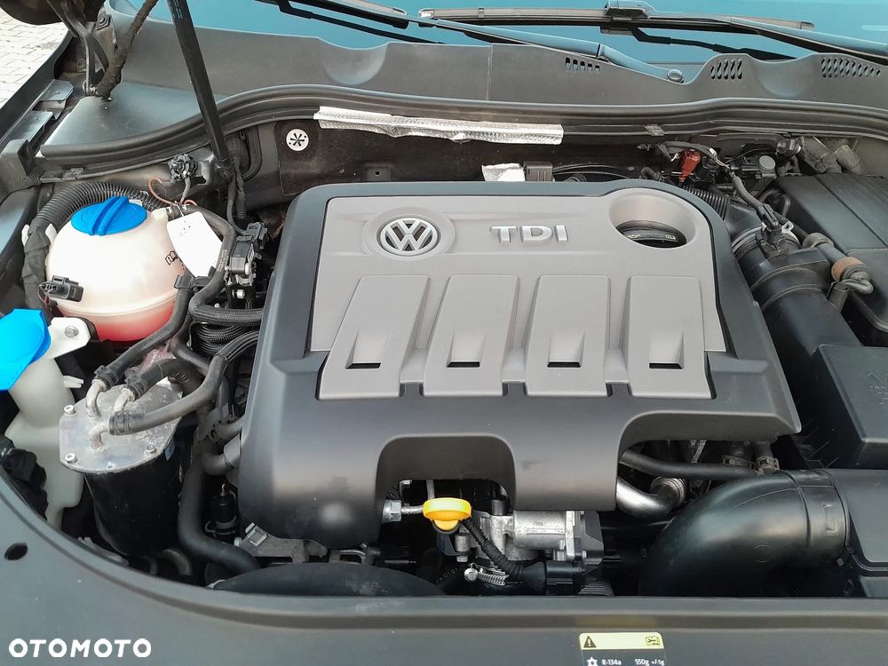 Volkswagen Passat 2.0 Blue TDI DSG SCR Comfortline - 16