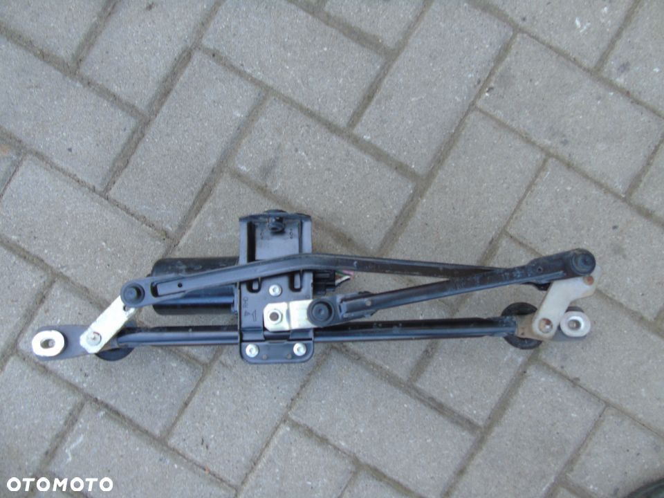 MECHANIZM WYCIERACZEK TUCSON I - 2