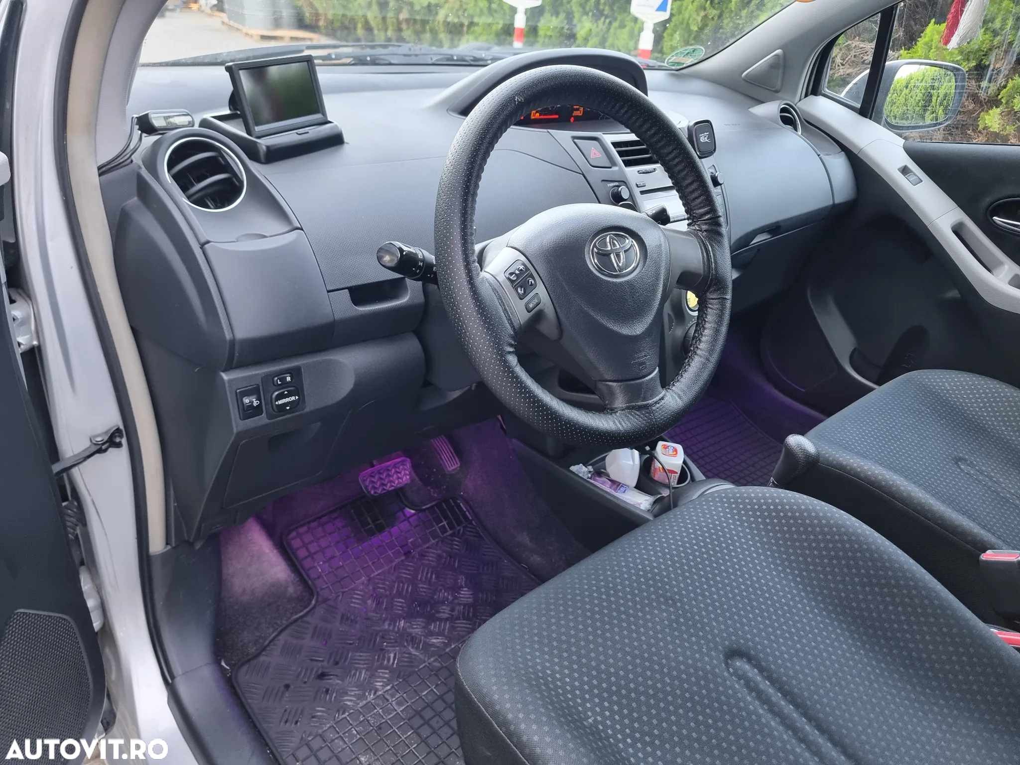 Toyota Yaris - 6