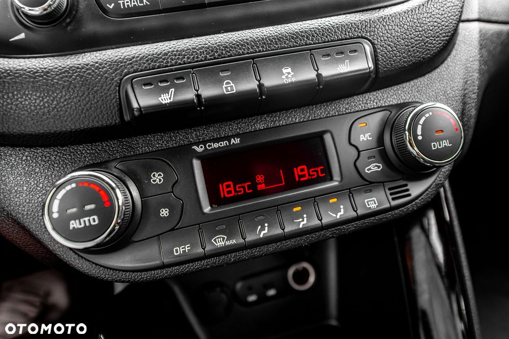 Kia Ceed 1.6 T-GDI GT-Challenge - 32