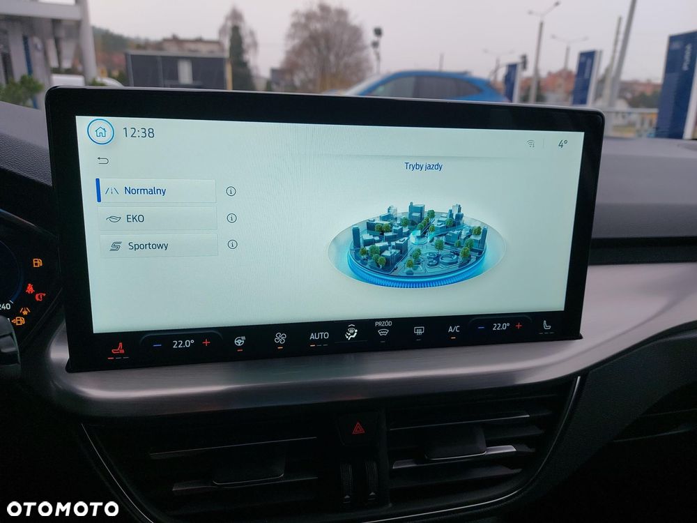 Ford Focus 1.0 EcoBoost Titanium X - 23