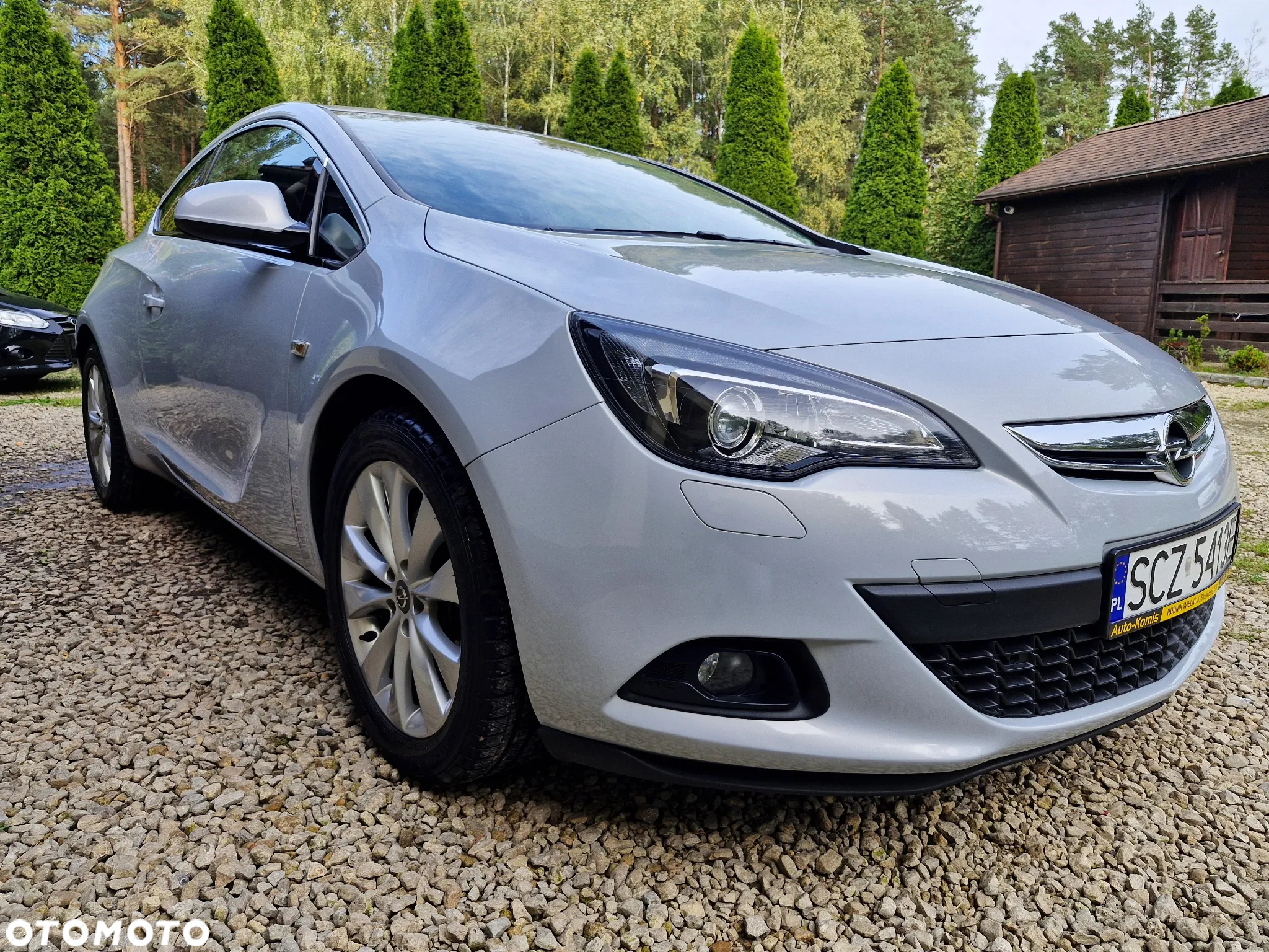 Opel Astra GTC 1.4 Turbo Innovation - 2
