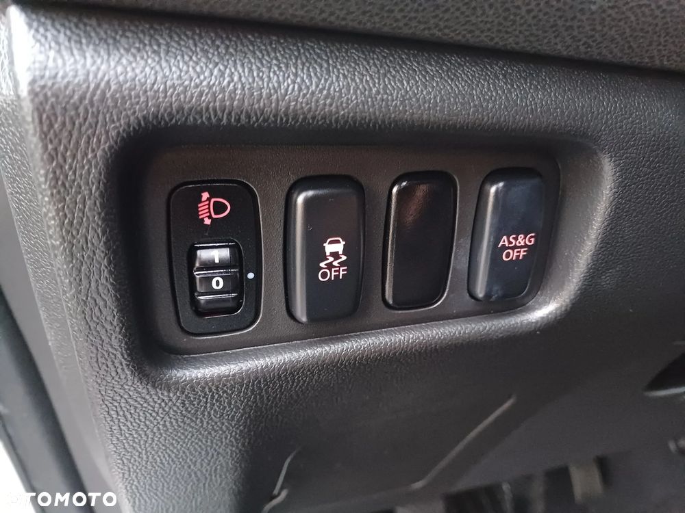 Mitsubishi ASX 1.6 2WD Plus - 21