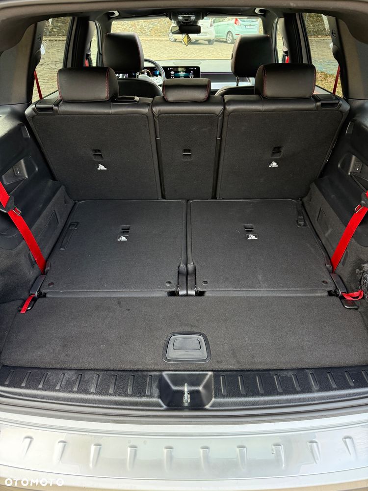 Mercedes-Benz GLB - 34