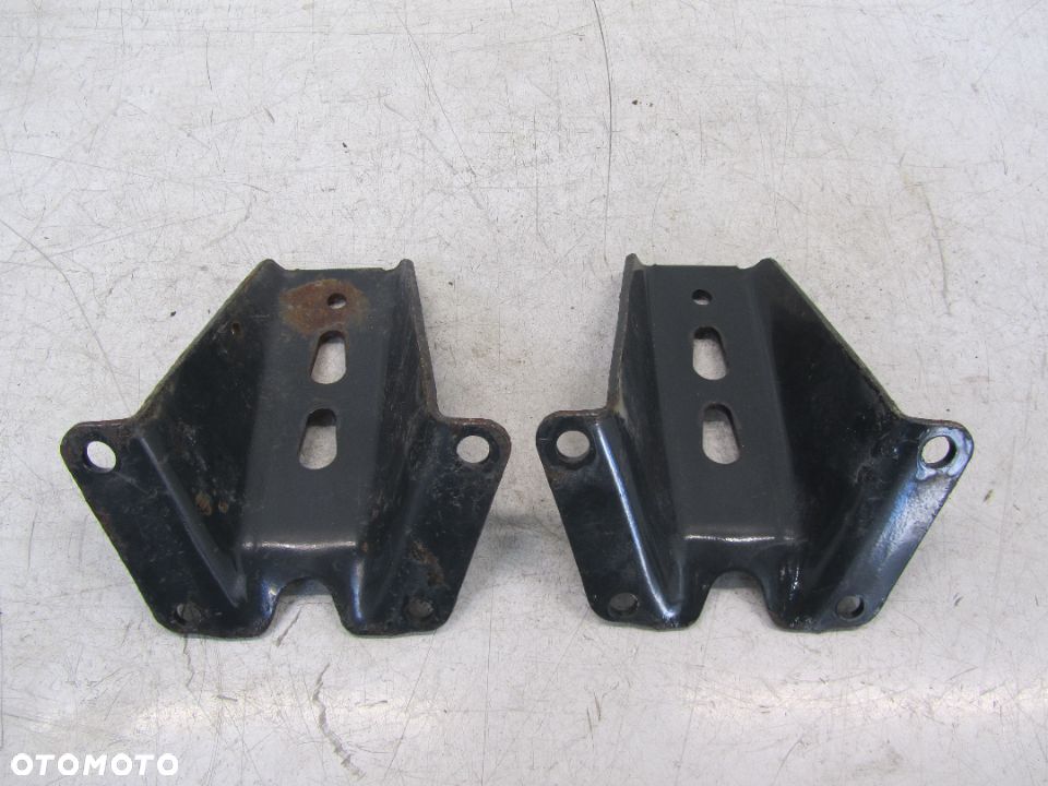 iveco daily 10r eu. bliz. łapa silnika ramy - 2