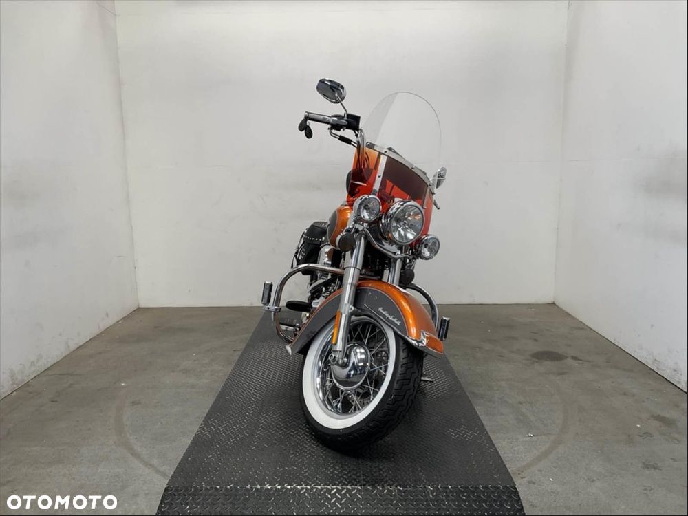 Harley-Davidson Softail Heritage Classic - 2