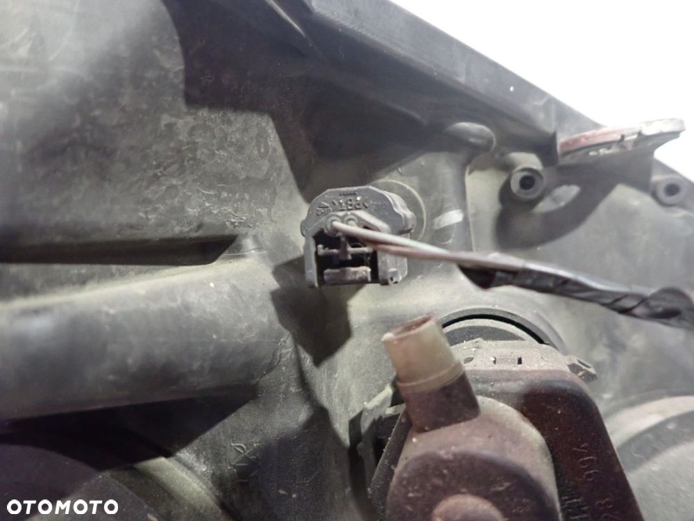 LAMPA LEWA PRZEDNIA RENAULT SCENIC II - 4