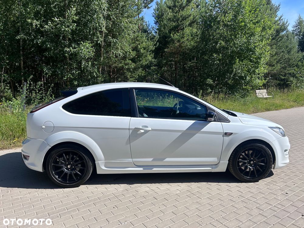 Ford Focus ST - 5