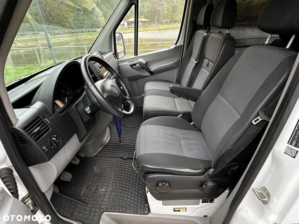 Mercedes-Benz SPRINTER L4H2 - 10