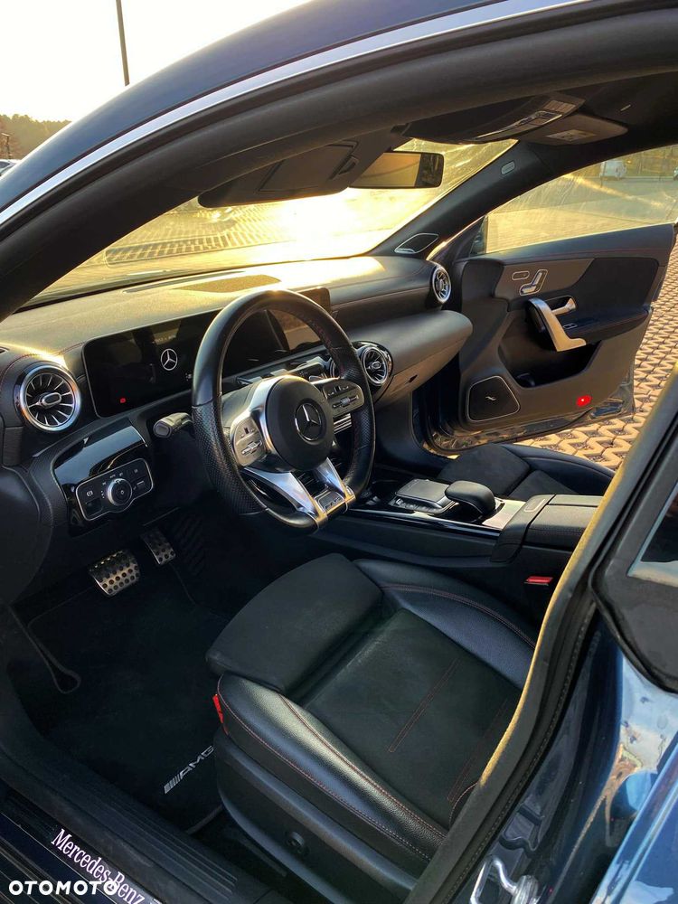 Mercedes-Benz CLA - 8