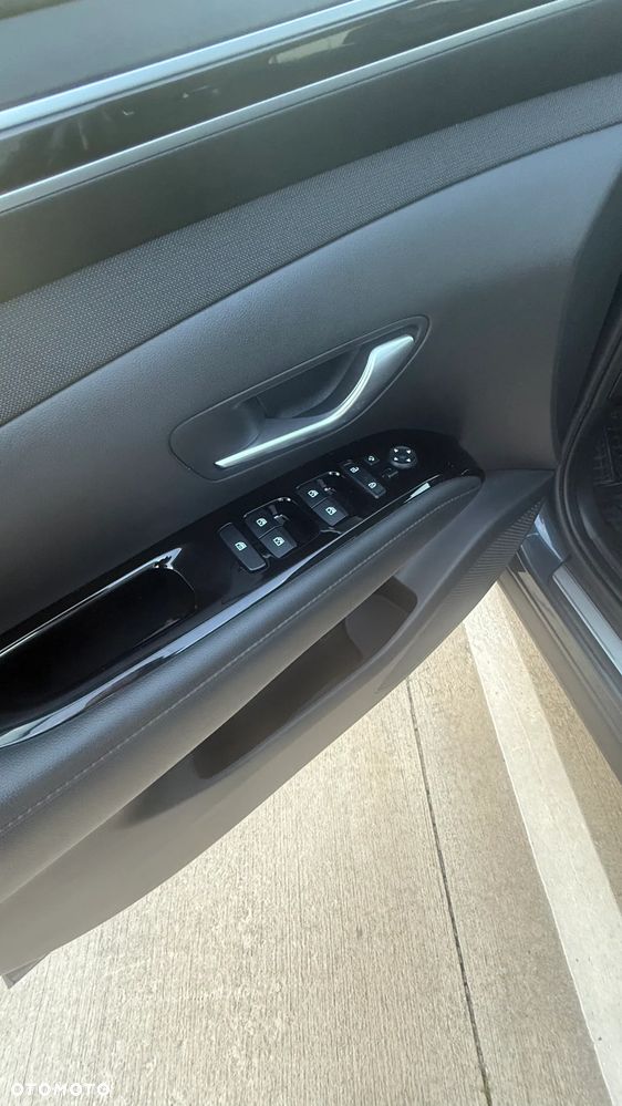 Hyundai Tucson 1.6 T-GDi HEV Platinum 4WD - 8