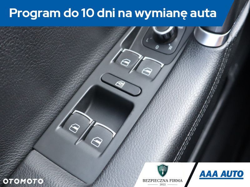 Volkswagen Passat Variant - 19