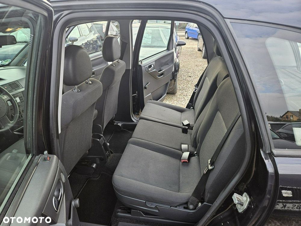 Opel Meriva - 9
