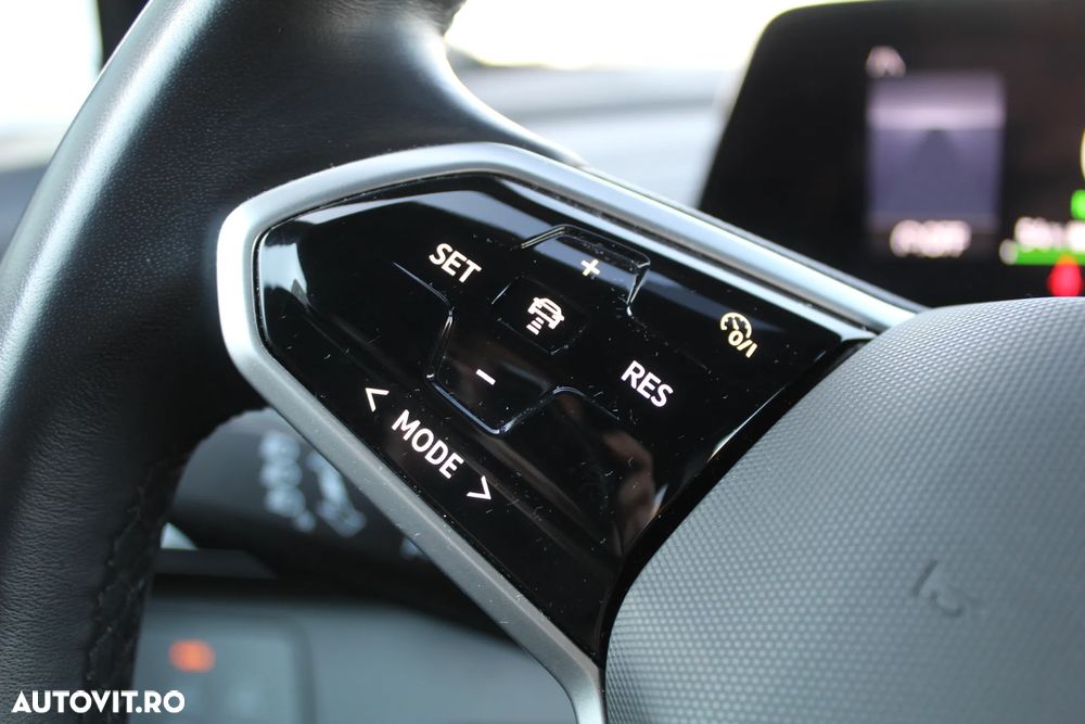 Volkswagen ID.4 Pro - 17