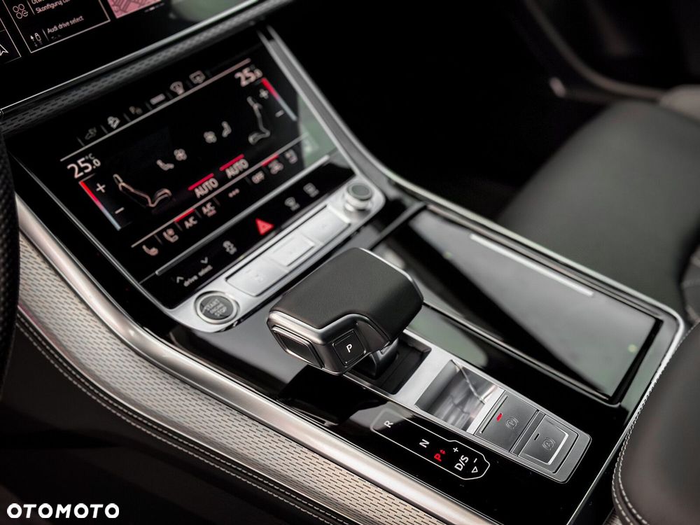 Audi Q8 - 19