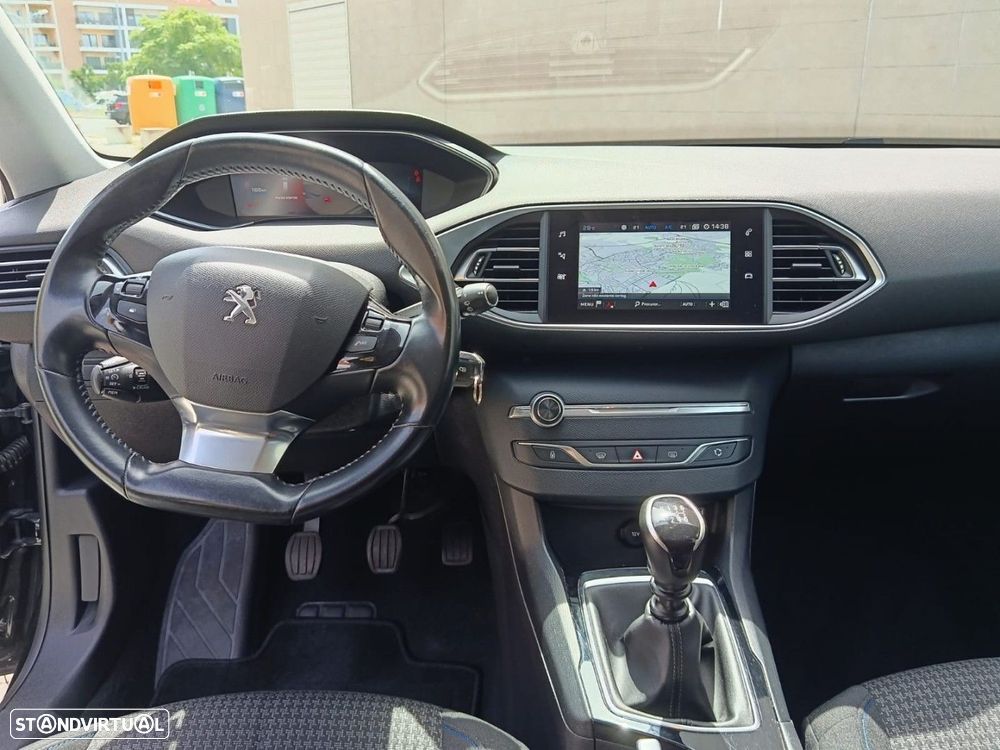 Peugeot 308 1.5 BlueHDi Style - 21