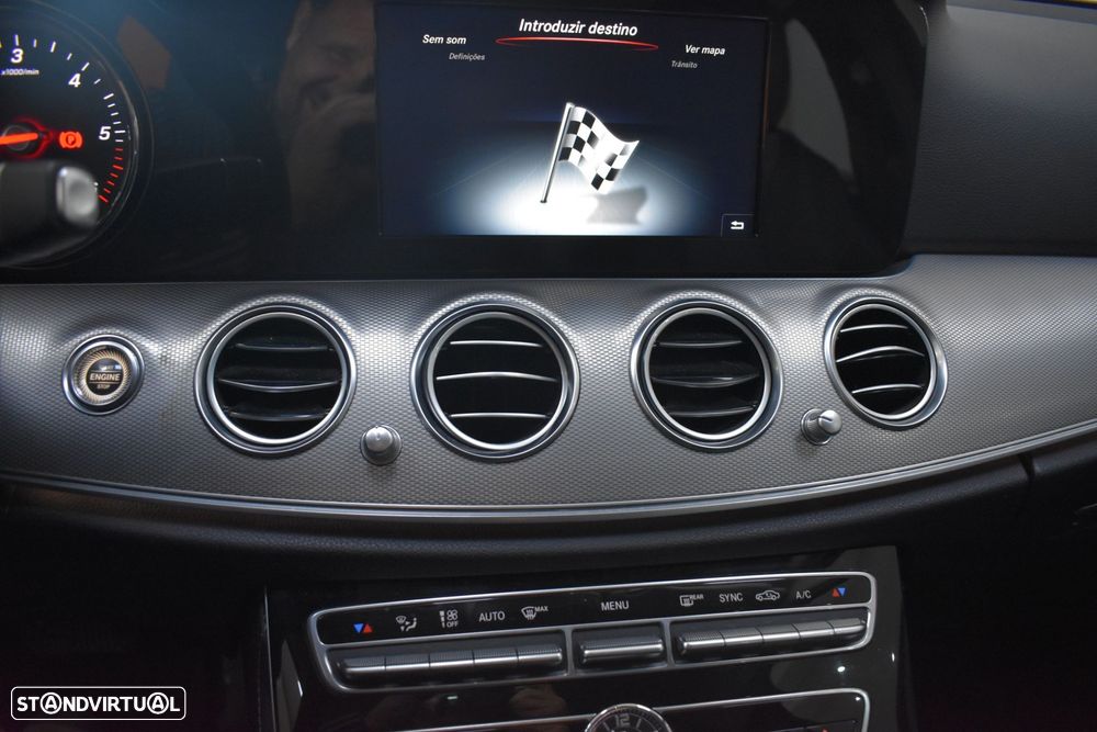 Mercedes-Benz E 220 d Avantgarde - 30