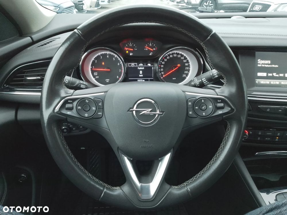 Opel Insignia 1.5 T Elite S&S - 10