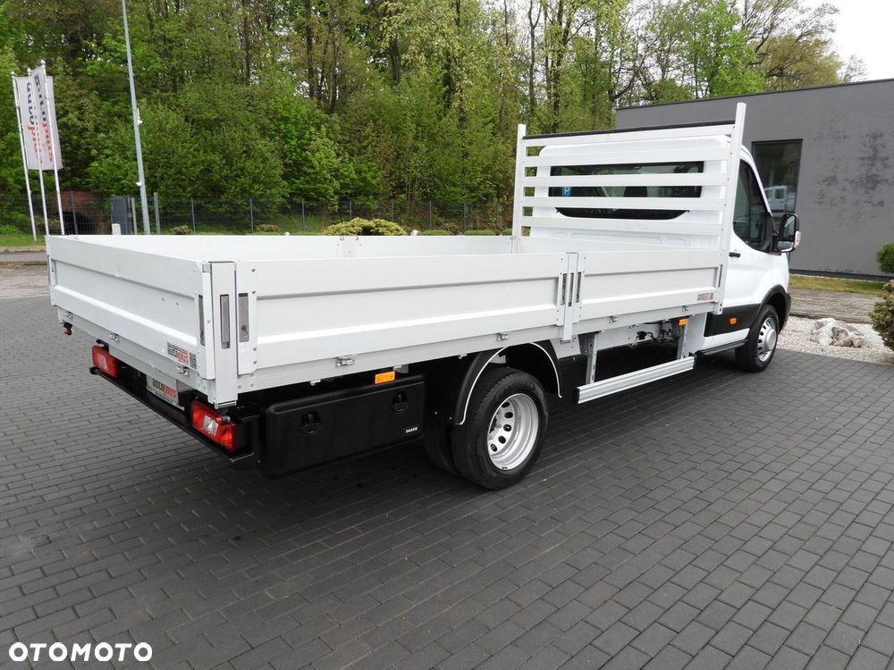 Ford TRANSIT SKRZYNIA 8 PALET TEMPOMAT BLIŹNIACZE KOŁA KLIMATYZACJA  170KM - 14