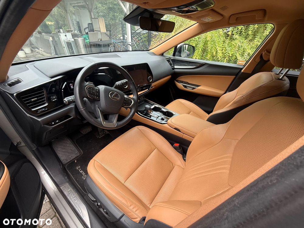 Lexus NX 350h Prestige 2WD - 9