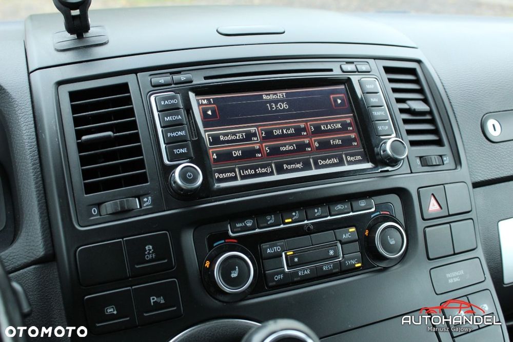 Volkswagen Multivan - 15