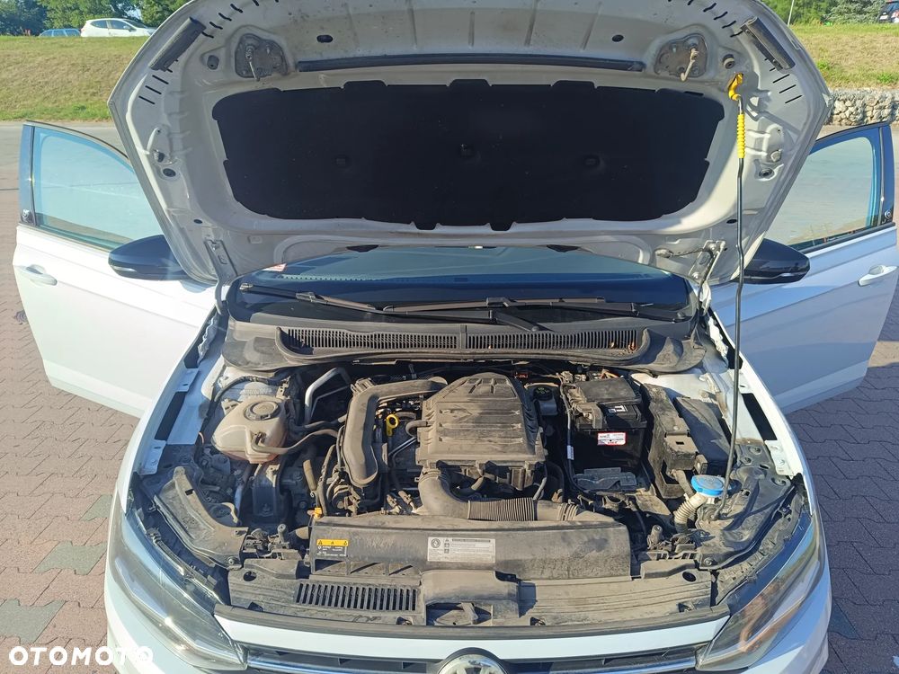 Volkswagen Polo 1.0 TSI Beats - 28