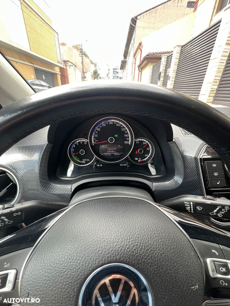 Volkswagen up! - 13