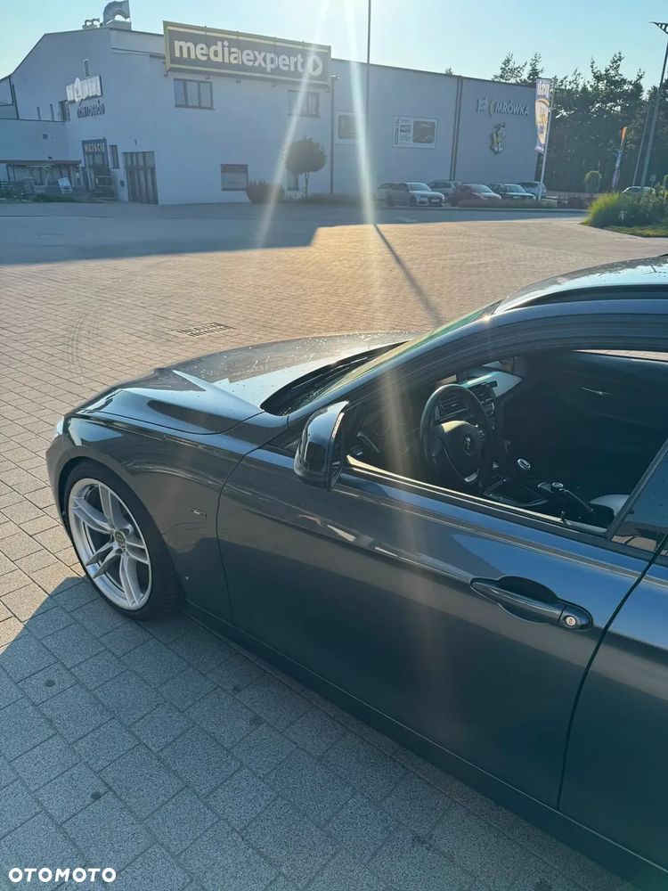 BMW Seria 3 320d - 5