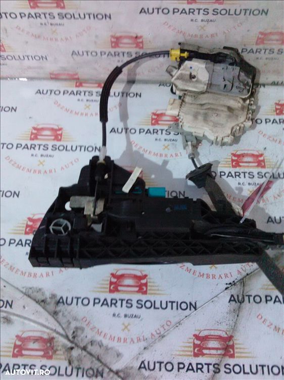 contramaner usa dreapta fata audi a7 3.0 tdi an fabr. 2011 - 1