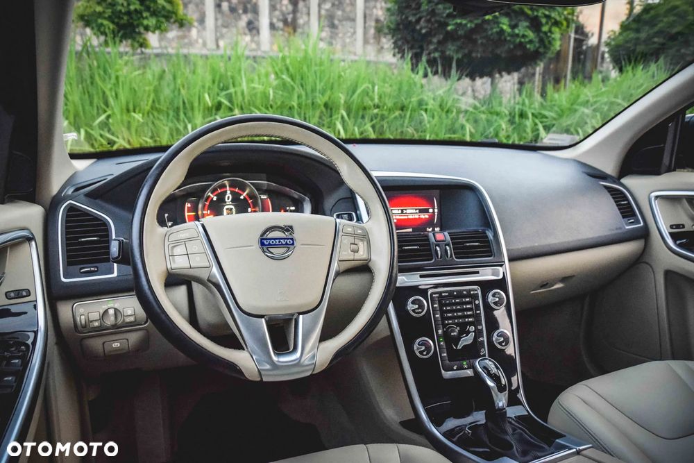 Volvo XC 60 D4 AWD Summum - 30