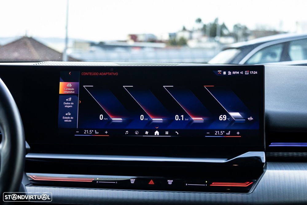 BMW 520 d Pack Desportivo M - 38