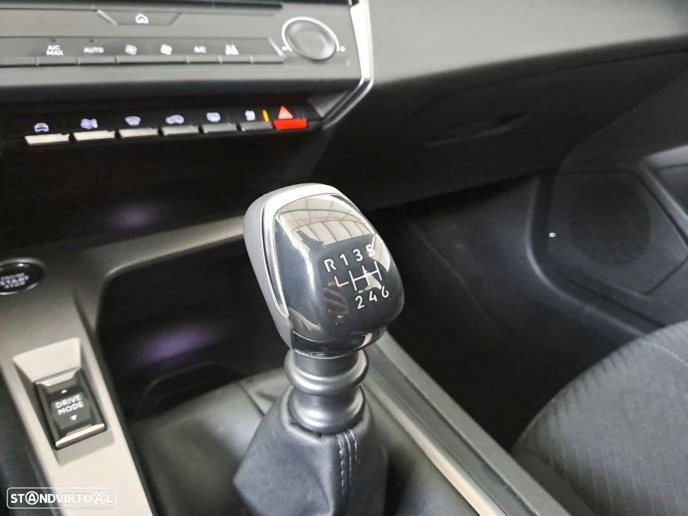 Peugeot 308 1.2 PureTech Active Pack - 19