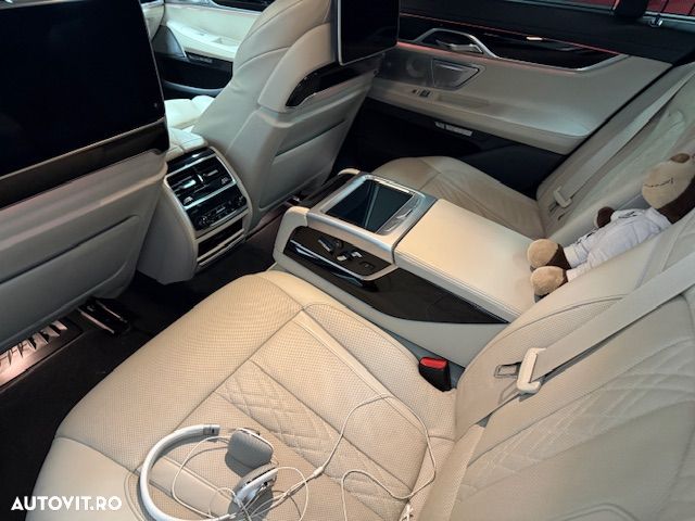 BMW Seria 7 730d - 8