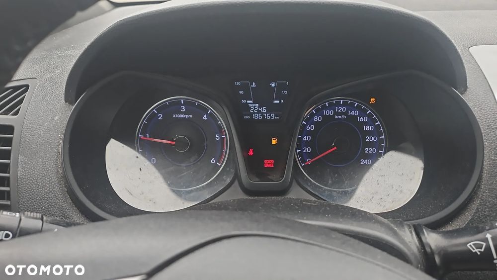 Hyundai ix20 1.4 CRDi blue Style - 8