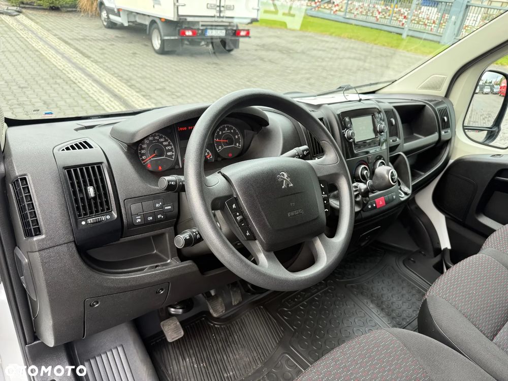 Peugeot Boxer Furgon Blaszak L2H2 Bogate Wyposażenie - 15